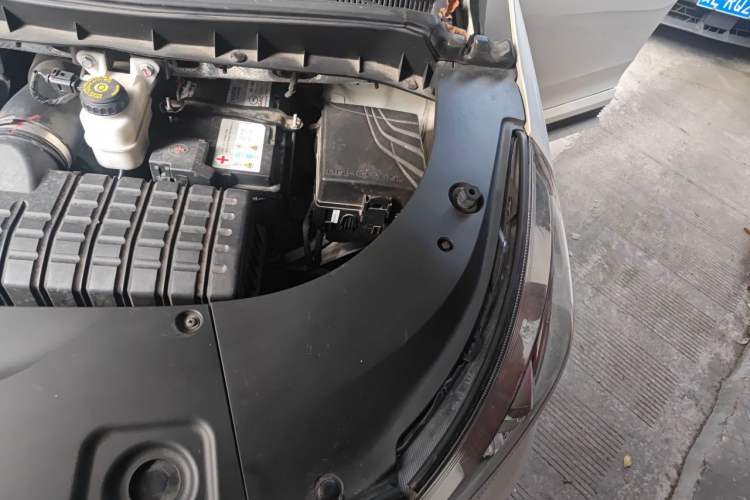Used GAC Trumpchi M8 2021 Lingxiu Series 390T Luxury Edition Engine Bay Left