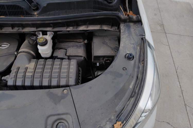 Used GAC Trumpchi M8 2021 Lingxiu Series 390T Deluxe Edition Engine Bay Left