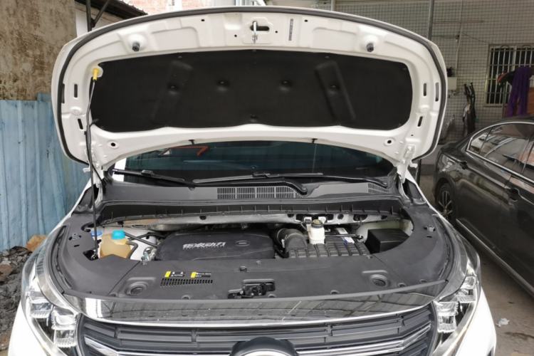Used GAC Trumpchi M8 2021 Revised Version Lingxiu Series 390T Luxury Edition Engine Bay