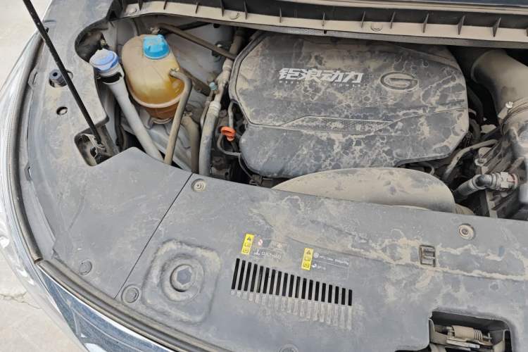 Used GAC Trumpchi M8 2021 Lingxiu Series 390T Deluxe Edition Engine Bay Right