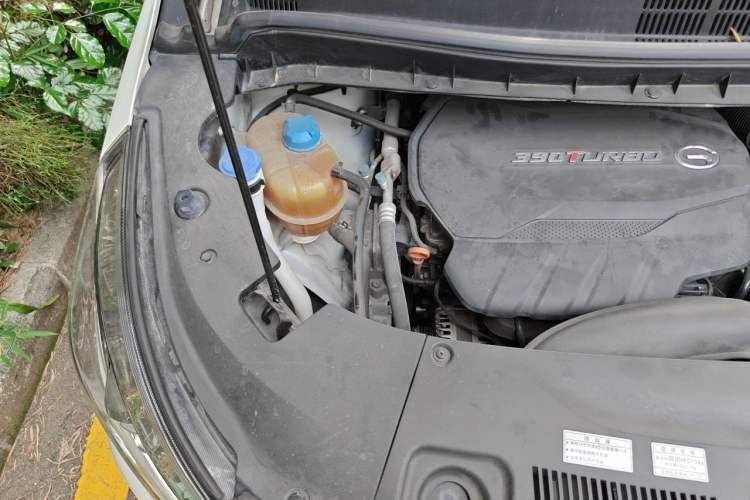 Used GAC Trumpchi M8 2021 Master Series 390T Ultimate Edition Engine Bay Right
