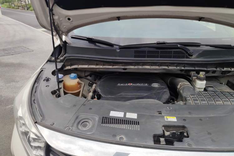 Used GAC Trumpchi M8 2021 Lingxiu Series 390T Ultimate Edition Engine Bay Right