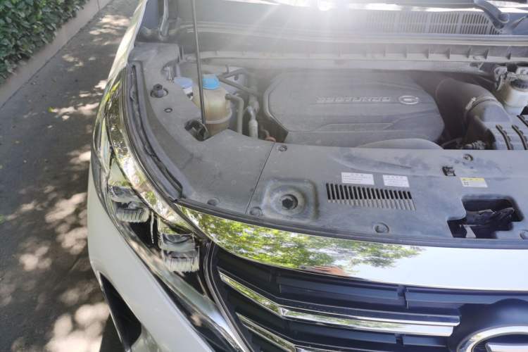 Used GAC Trumpchi M8 2021 Lingxiu Series 390T Deluxe Edition Engine Bay Right