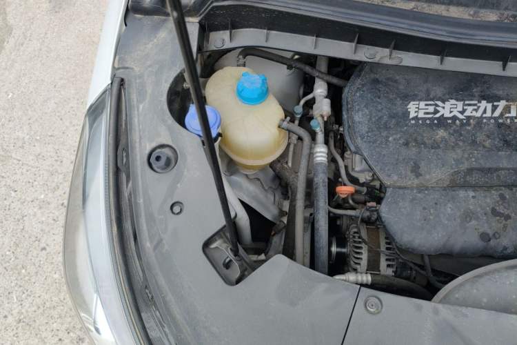 Used GAC Trumpchi M8 2021 Lingxiu Series 390T Deluxe Well-being Edition Engine Bay Right