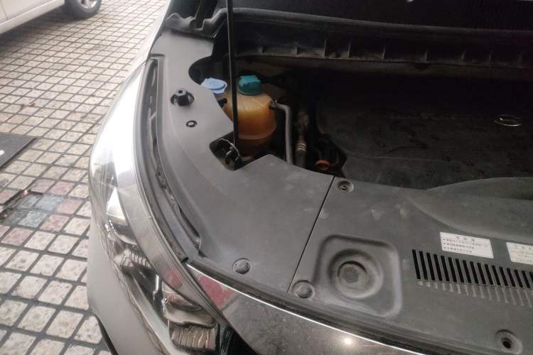 Used GAC Trumpchi M8 2021 Lingxiu Series 390T Luxury Edition Engine Bay Right