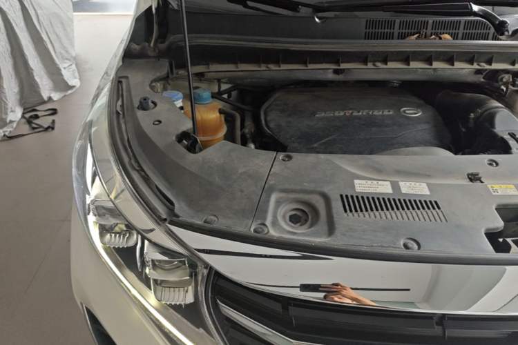 Used GAC Trumpchi M8 2021 Lingxiu Series 390T Ultimate Edition Engine Bay Right