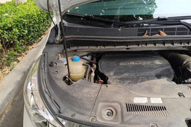 Used GAC Trumpchi M8 2021 Lingxiu Series 390T Deluxe Edition Engine Bay Right