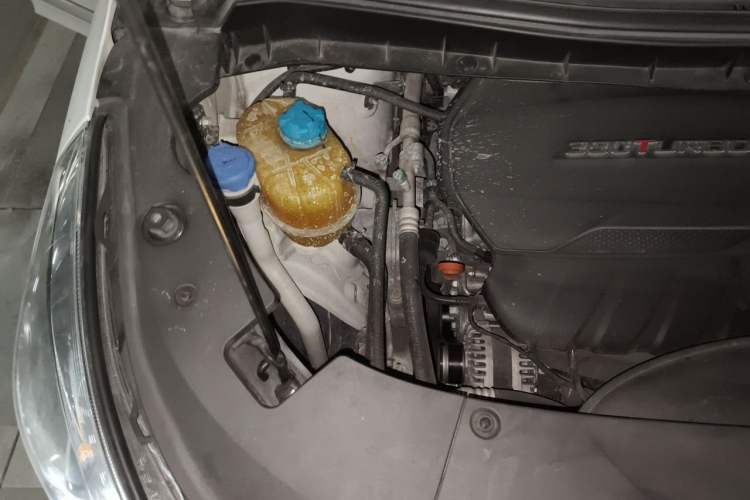 Used GAC Trumpchi M8 2021 Lingxiu Series 390T Ultimate Edition Engine Bay Right