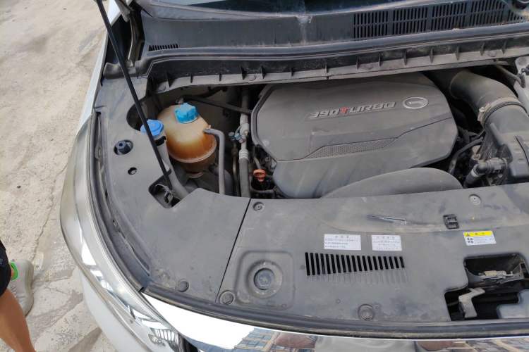Used GAC Trumpchi M8 2021 Lingxiu Series 390T Deluxe Edition Engine Bay Right