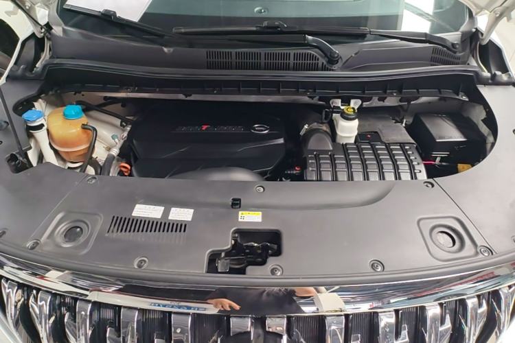 Used GAC Trumpchi M8 2021 Master Series 390T Prestige Edition Engine Bay