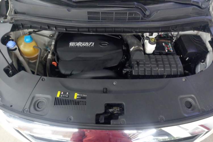Used GAC Trumpchi M8 2021 Revised Version Lingxiu Series 390T Luxury Edition Engine Bay