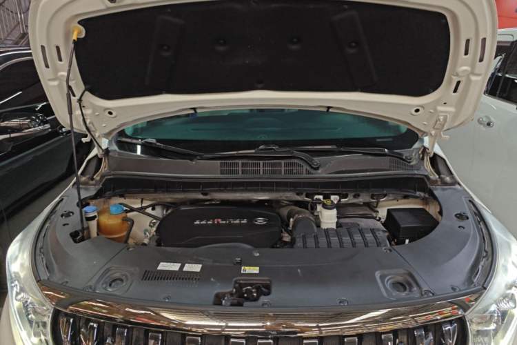 Used GAC Trumpchi M8 2021 Master Series 390T Prestige Edition Engine Bay