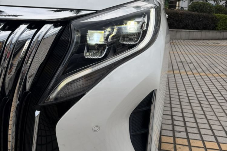 Used GAC Trumpchi M8 2021 Lingxiu Series 390T Ultimate Edition Exterior 13