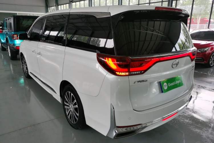 Used GAC Trumpchi M8 2021 Lingxiu Series 390T Deluxe Edition Exterior 2