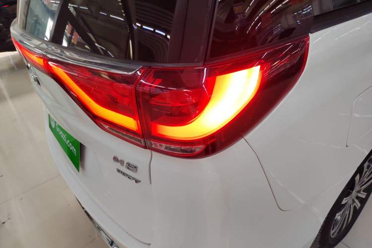 Used GAC Trumpchi M8 2021 Lingxiu Series 390T Deluxe Edition Exterior 3