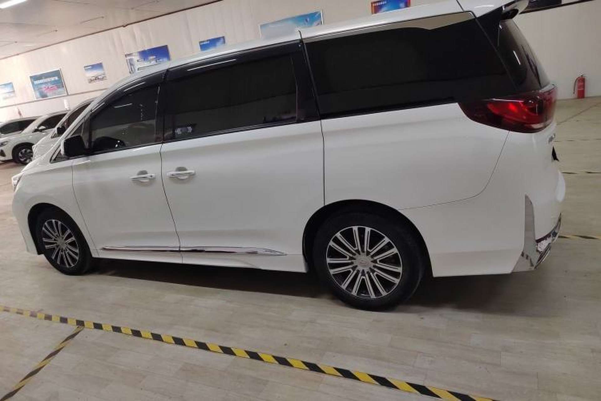 Used GAC Trumpchi M8 2021 Lingxiu Series 390T Ultimate Edition Exterior 3