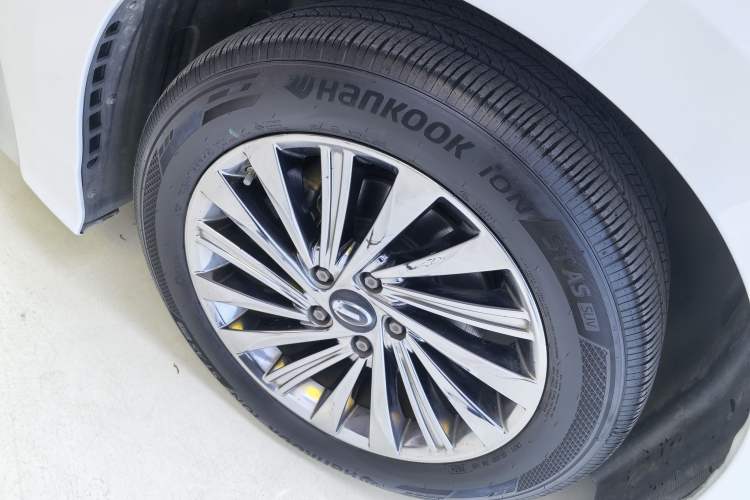 Used GAC Trumpchi M8 2021 Master Series 390T Ultimate Edition Exterior 3