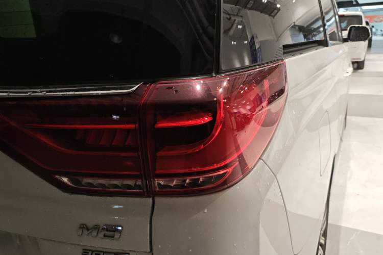 Used GAC Trumpchi M8 2021 Lingxiu Series 390T Ultimate Edition Exterior 3