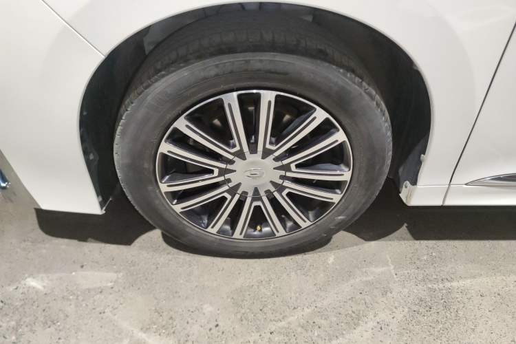Used GAC Trumpchi M8 2021 Lingxiu Series 390T Deluxe Edition Exterior 4