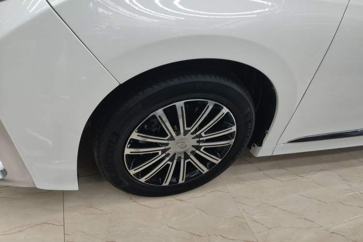 Used GAC Trumpchi M8 2021 Lingxiu Series 390T Ultimate Edition Exterior 4