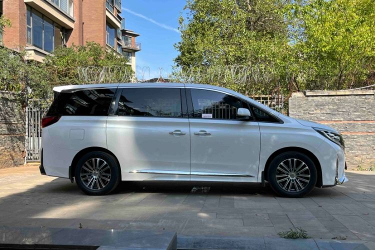 Used GAC Trumpchi M8 2021 Lingxiu Series 390T Deluxe Edition Exterior 4