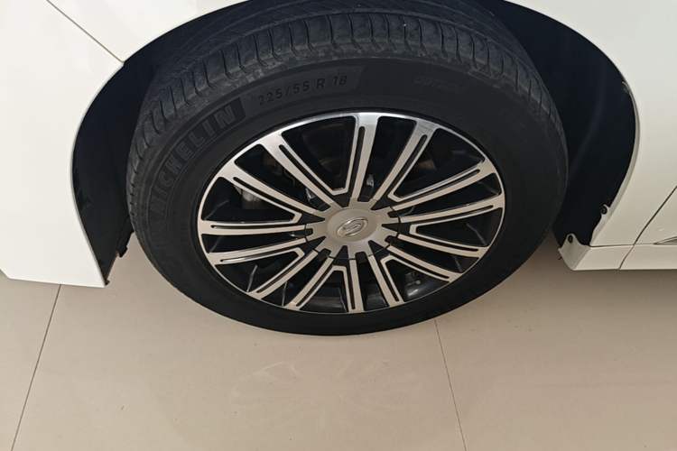Used GAC Trumpchi M8 2021 Lingxiu Series 390T Ultimate Edition Exterior 4