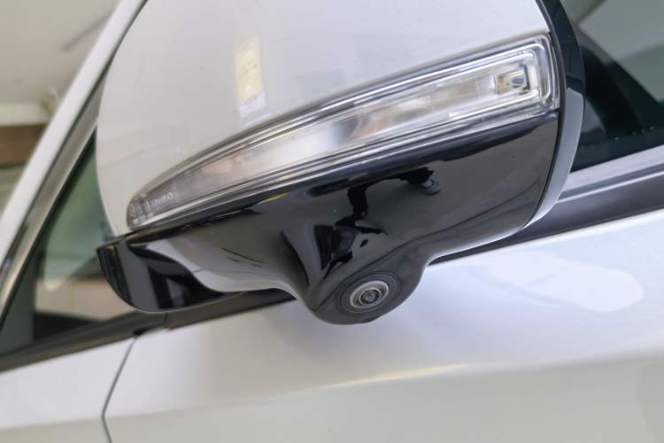 Used GAC Trumpchi M8 2021 Master Series 390T Ultimate Edition Exterior 4