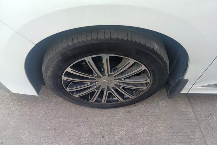 Used GAC Trumpchi M8 2021 Lingxiu Series 390T Ultimate Edition Exterior 4