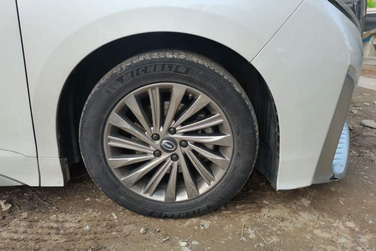 Used GAC Trumpchi M8 2021 Master Series 390T Ultimate Edition Exterior 4