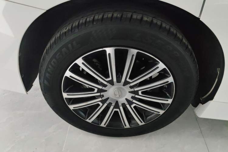 Used GAC Trumpchi M8 2021 Lingxiu Series 390T Deluxe Edition Exterior 5