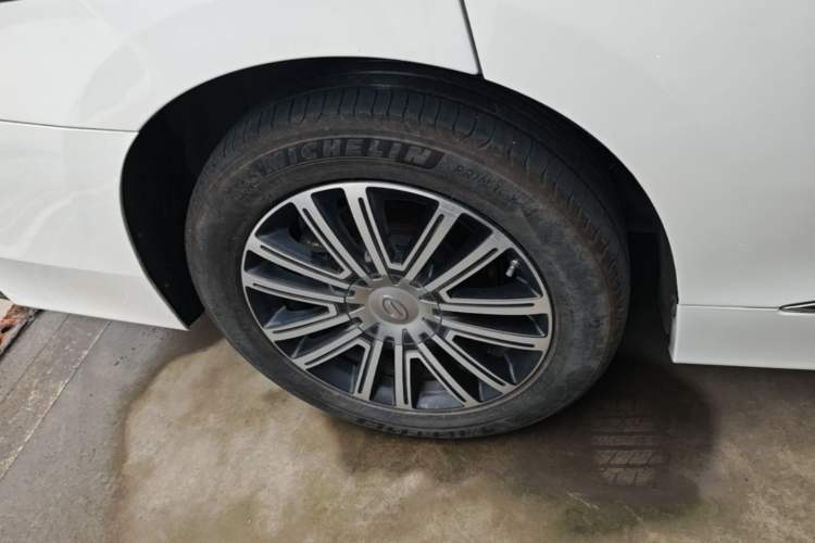 Used GAC Trumpchi M8 2021 Lingxiu Series 390T Ultimate Edition Exterior 5