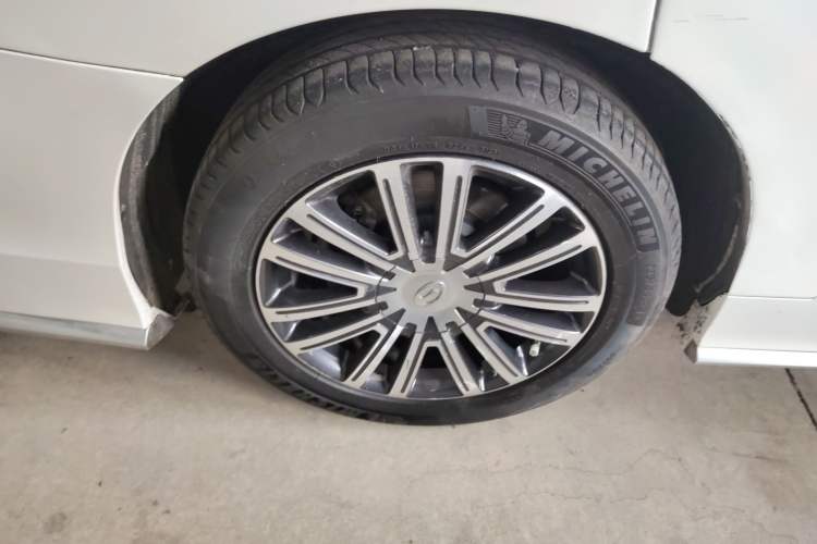 Used GAC Trumpchi M8 2021 Master Series 390T Prestige Edition Exterior 5