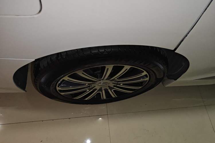 Used GAC Trumpchi M8 2021 Lingxiu Series 390T Deluxe Edition Exterior 5