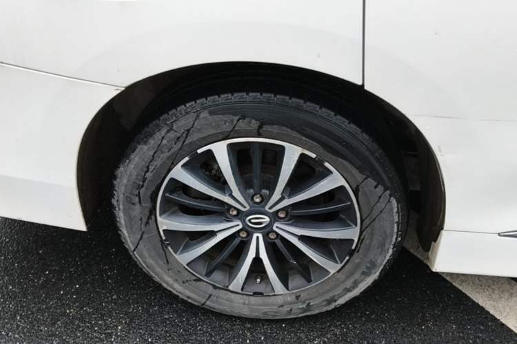 Used GAC Trumpchi M8 2021 Lingxiu Series 390T Deluxe Edition Exterior 5