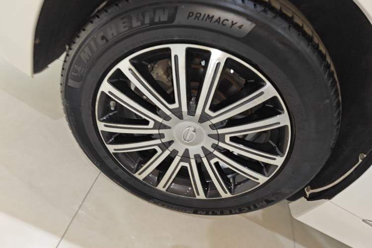 Used GAC Trumpchi M8 2021 Lingxiu Series 390T Deluxe Edition Exterior 5