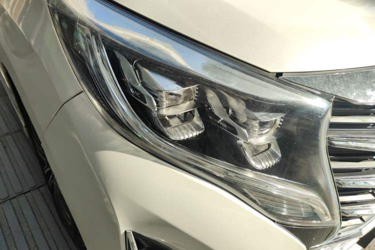 Used GAC Trumpchi M8 2021 Lingxiu Series 390T Ultimate Edition Exterior 6