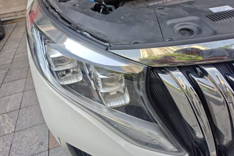 Used GAC Trumpchi M8 2021 Master Series 390T Prestige Edition Exterior 6