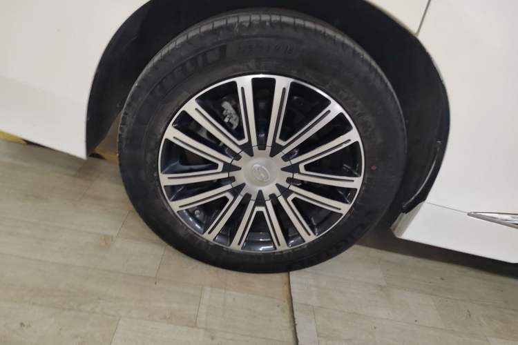 Used GAC Trumpchi M8 2021 Lingxiu Series 390T Ultimate Edition Exterior 8