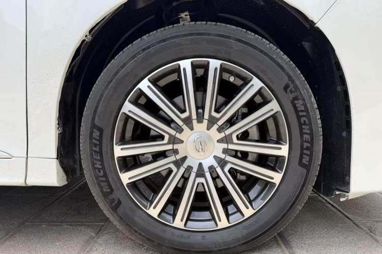 Used GAC Trumpchi M8 2021 Lingxiu Series 390T Deluxe Edition Exterior 9
