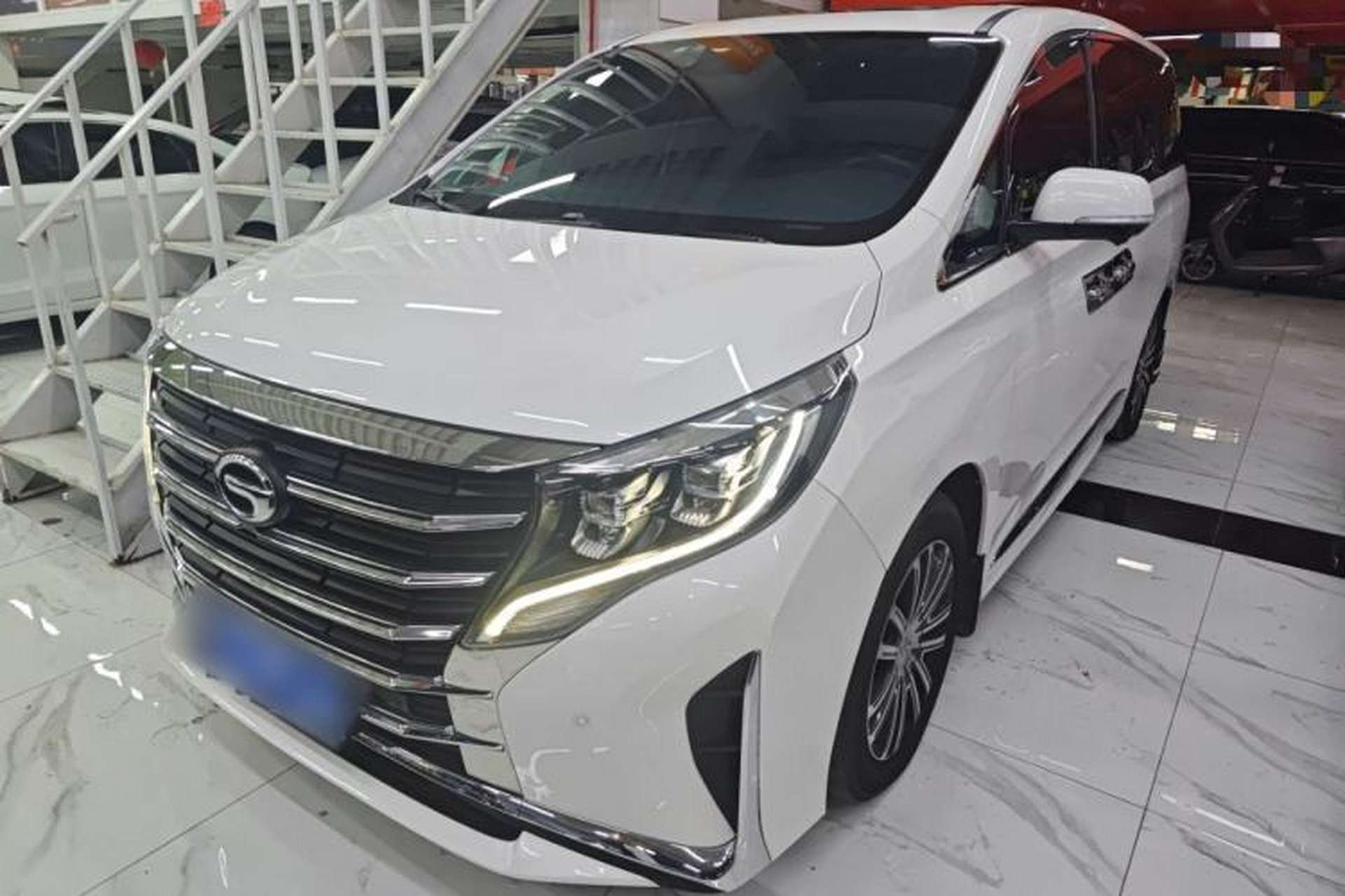 Used GAC Trumpchi M8 2021 Lingxiu Series 390T Ultimate Edition Front Left 45 Deg