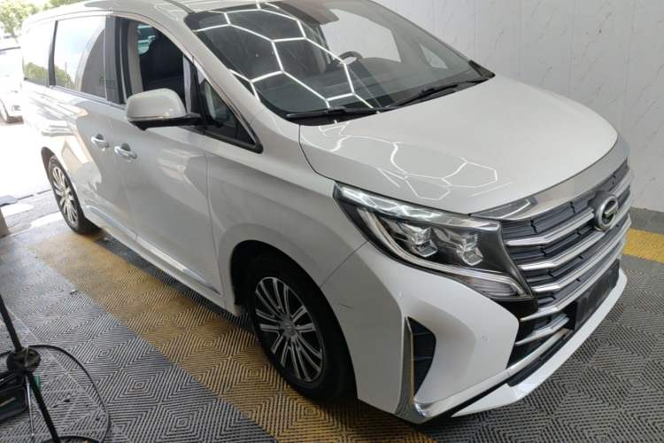 Used GAC Trumpchi M8 2021 Lingxiu Series 390T Ultimate Edition Front Right 45 Deg