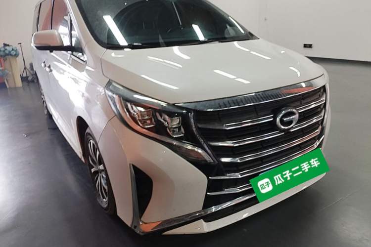 Used GAC Trumpchi M8 2021 Revised Version Lingxiu Series 390T Luxury Edition Front Right 45 Deg