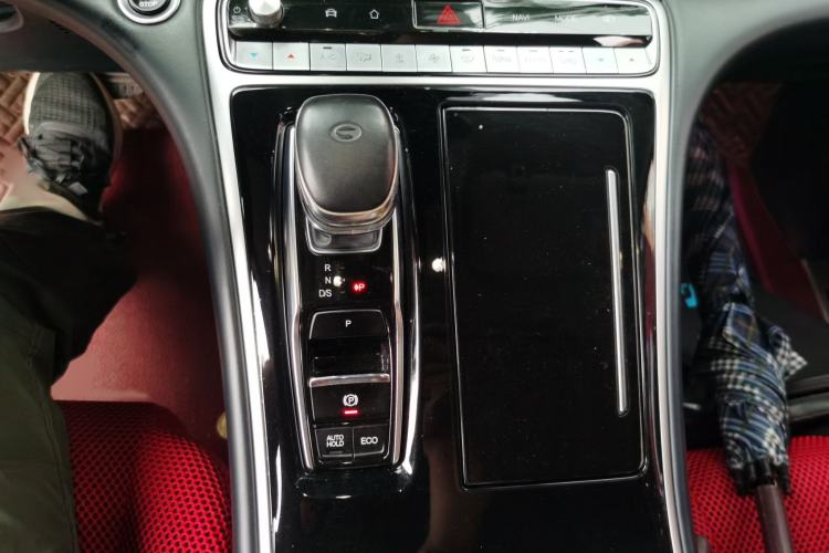 Used GAC Trumpchi M8 2021 Lingxiu Series 390T Deluxe Edition Gear Lever