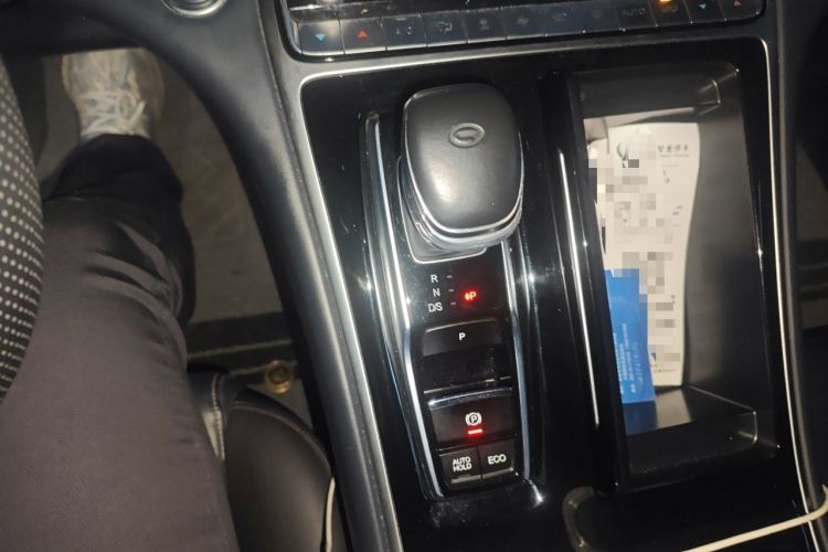 Used GAC Trumpchi M8 2021 Lingxiu Series 390T Deluxe Edition Gear Lever