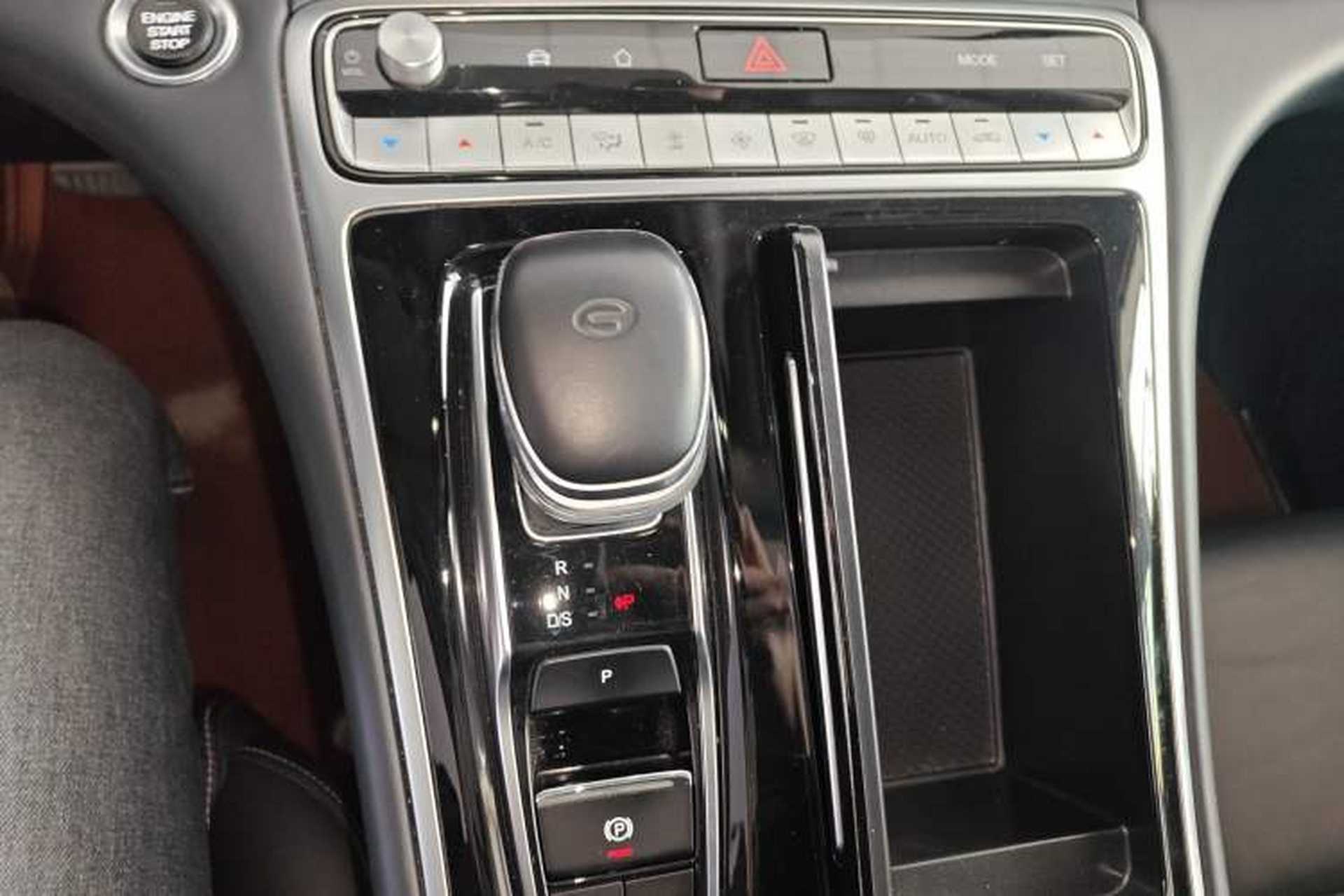 Used GAC Trumpchi M8 2021 Lingxiu Series 390T Deluxe Edition Gear Lever