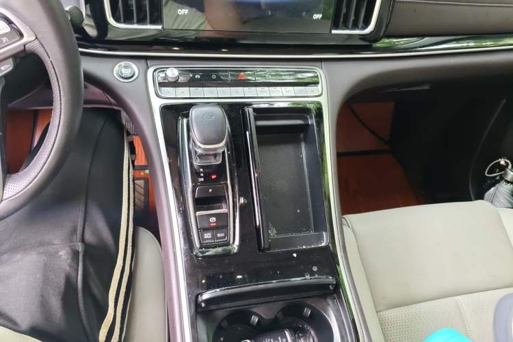 Used GAC Trumpchi M8 2021 Lingxiu Series 390T Ultimate Edition Gear Lever