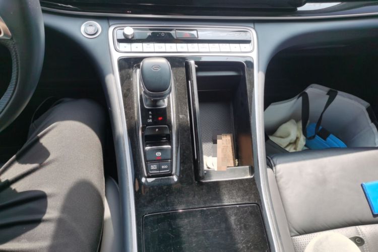 Used GAC Trumpchi M8 2021 Lingxiu Series 390T Deluxe Edition Gear Lever