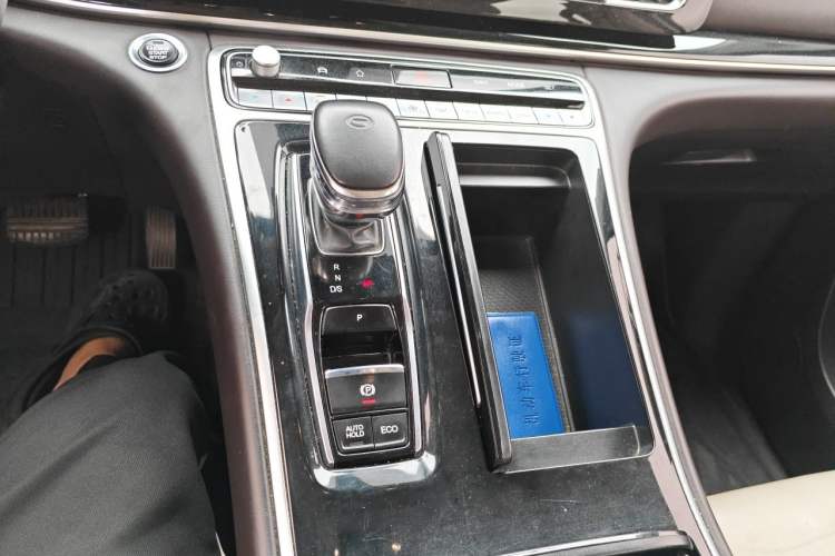 Used GAC Trumpchi M8 2021 Lingxiu Series 390T Deluxe Edition Gear Lever