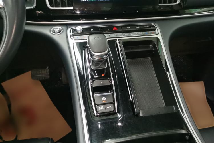 Used GAC Trumpchi M8 2021 Lingxiu Series 390T Ultimate Edition Gear Lever