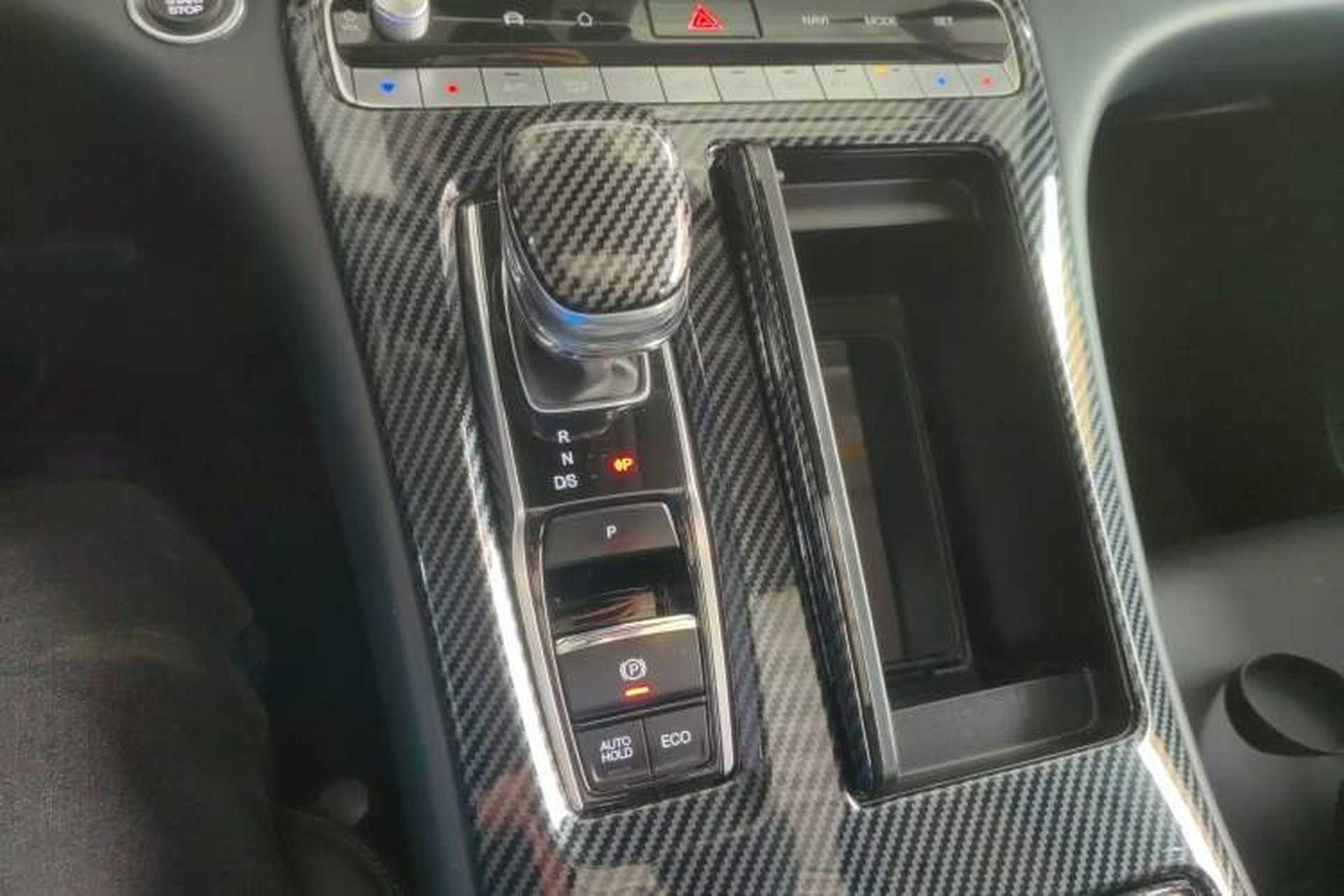 Used GAC Trumpchi M8 2021 Lingxiu Series 390T Deluxe Edition Gear Lever